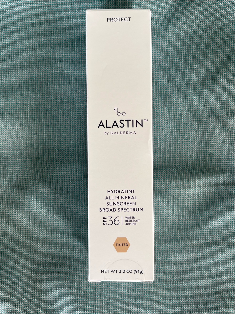 BRAND NEW~Hydratint All Mineral Sunscreen Broad Spectrum SPF 36 - Tinted (Cream)